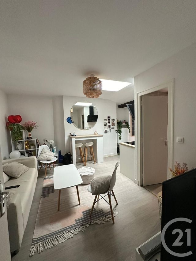 Appartement T4 à louer - 4 pièces - 67,01 m2 - Bordeaux - 33 - AQUITAINE