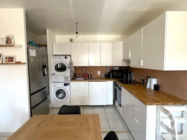 Appartement F3 à vendre - 3 pièces - 61 m2 - La Mole - 83 - PROVENCE-ALPES-COTE-D-AZUR