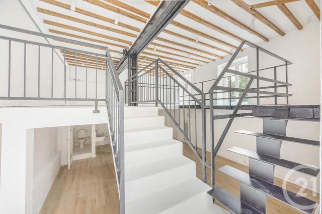 Local commercial à louer - 76.02 m2 - 92 - Hauts-de-Seine