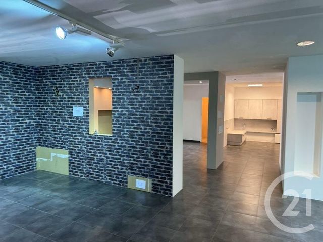 Local commercial à louer - 280.0 m2 - 32 - Gers