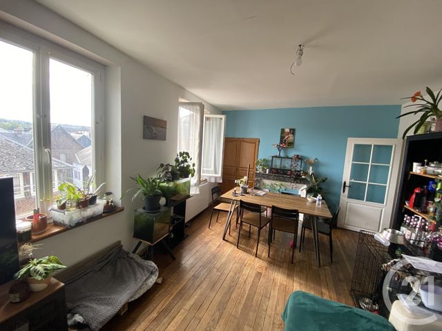 Appartement F4 à louer - 4 pièces - 69 m2 - Livarot Pays D Auge - 14 - BASSE-NORMANDIE