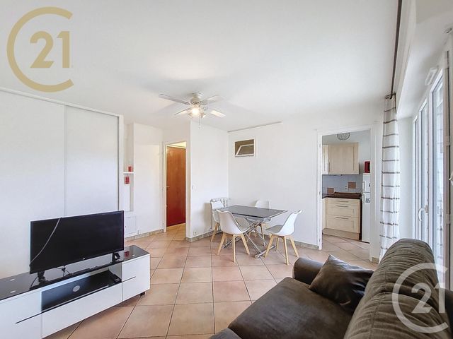 Appartement F1 à vendre - 1 pièce - 23,96 m2 - Cannes - 06 - PROVENCE-ALPES-COTE-D-AZUR