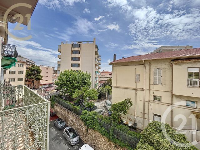Appartement F2 à vendre - 2 pièces - 42,26 m2 - Cannes - 06 - PROVENCE-ALPES-COTE-D-AZUR