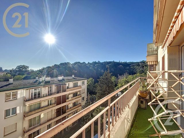 Appartement F2 à vendre - 2 pièces - 42,05 m2 - Cannes - 06 - PROVENCE-ALPES-COTE-D-AZUR