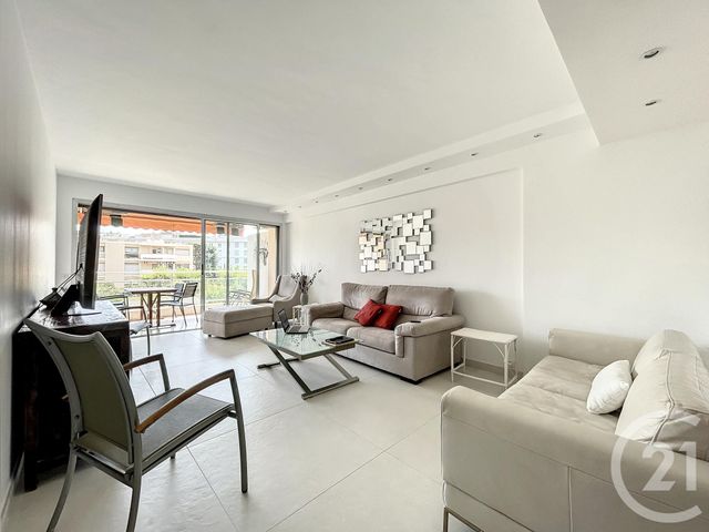 Appartement F3 à louer - 3 pièces - 78,42 m2 - Cannes - 06 - PROVENCE-ALPES-COTE-D-AZUR