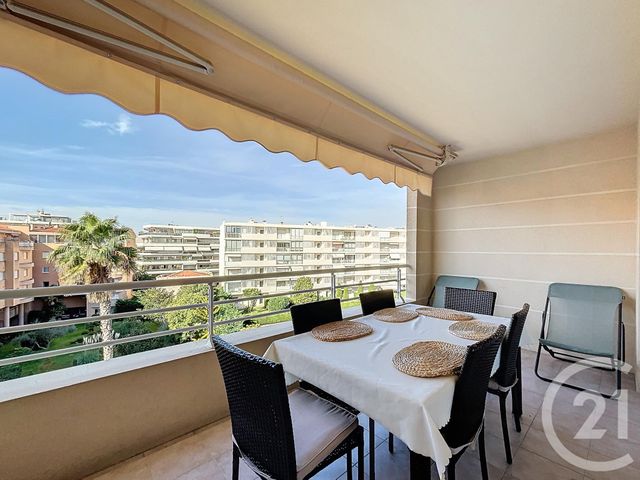 Appartement Duplex à louer - 3 pièces - 93,33 m2 - Cannes - 06 - PROVENCE-ALPES-COTE-D-AZUR