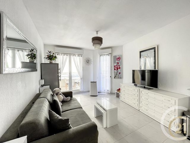 Appartement Studio à louer - 2 pièces - 30,39 m2 - Cannes - 06 - PROVENCE-ALPES-COTE-D-AZUR