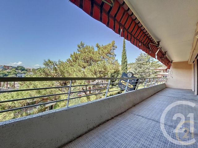 Appartement F3 à vendre - 3 pièces - 65,58 m2 - Le Cannet - 06 - PROVENCE-ALPES-COTE-D-AZUR