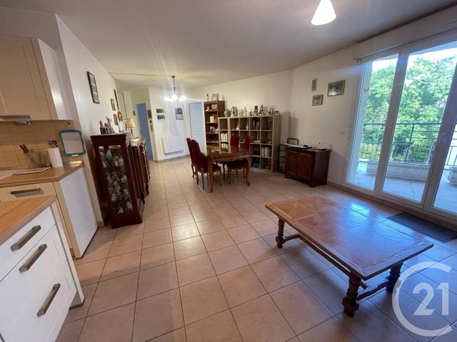 Appartement F3 à vendre - 3 pièces - 77,03 m2 - Claye Souilly - 77 - ILE-DE-FRANCE