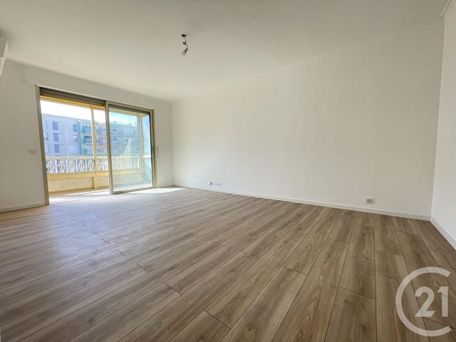 appartement - ST LAURENT DU VAR - 06