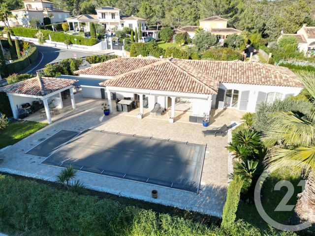 Maison à vendre - 4 pièces - 130 m2 - St Raphael - 83 - PROVENCE-ALPES-COTE-D-AZUR