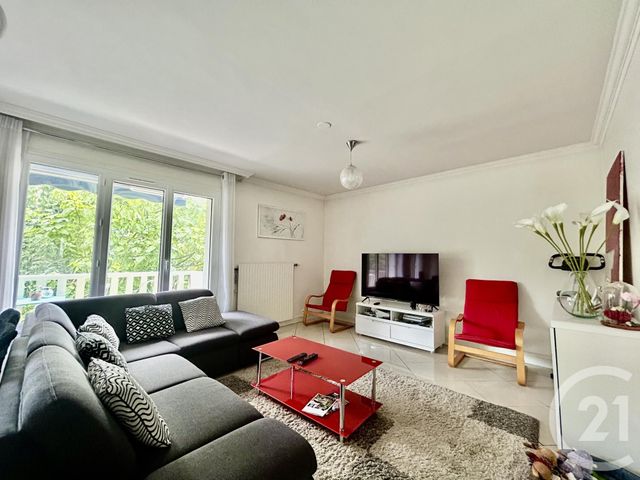 Appartement F4 à vendre - 4 pièces - 73 m2 - Le Bourget - 93 - ILE-DE-FRANCE