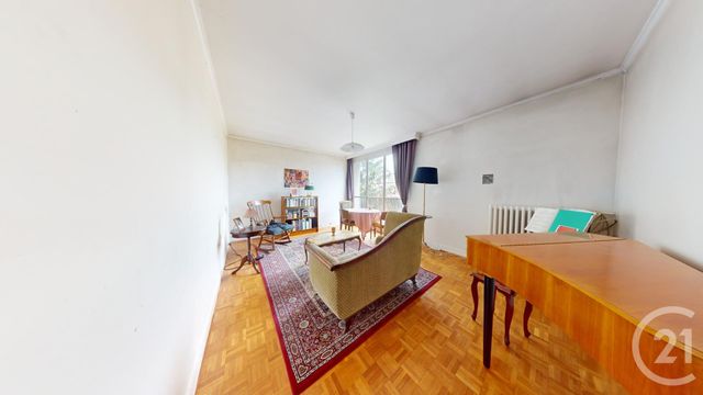 Appartement F3 à vendre - 3 pièces - 51 m2 - La Courneuve - 93 - ILE-DE-FRANCE