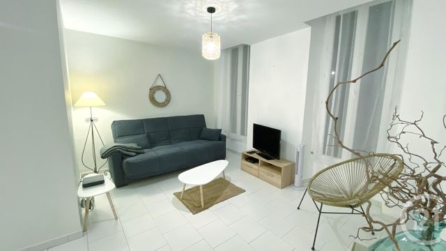 Appartement Studio à louer - 1 pièce - 29,43 m2 - Marseille - 13002 - PROVENCE-ALPES-COTE-D-AZUR