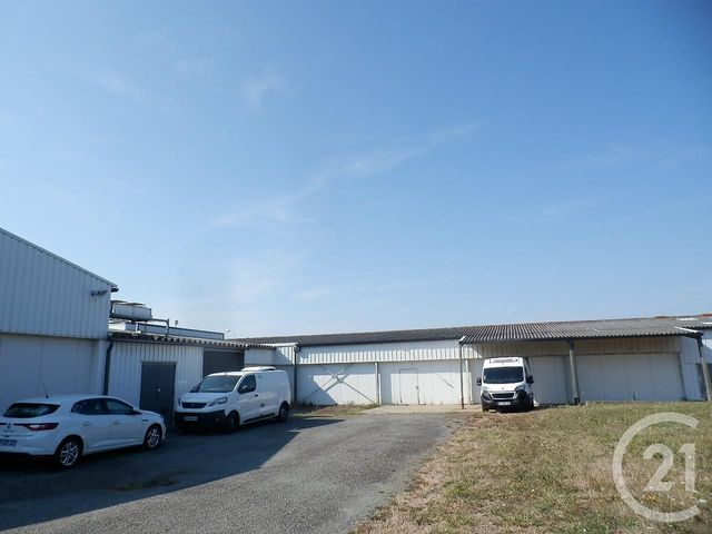 Local commercial à louer - 2357.0 m2 - 85 - Vendee