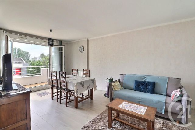 Appartement F2 à vendre - 2 pièces - 45,87 m2 - Tremblay En France - 93 - ILE-DE-FRANCE