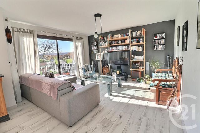 Appartement F4 à vendre - 4 pièces - 83,26 m2 - Tremblay En France - 93 - ILE-DE-FRANCE