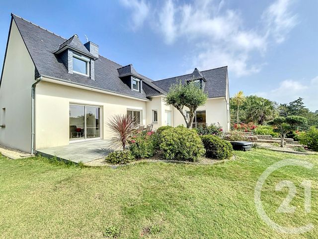 Maison à vendre - 6 pièces - 242,85 m2 - Tredrez Locquemeau - 22 - BRETAGNE