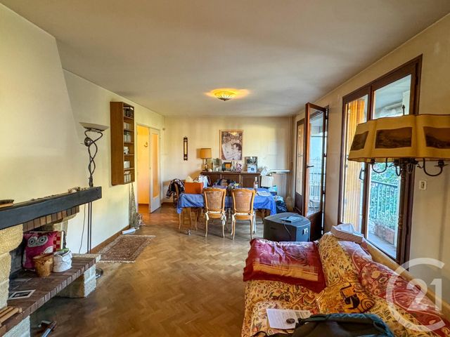 Appartement T3 à vendre - 3 pièces - 78,95 m2 - Aix En Provence - 13 - PROVENCE-ALPES-COTE-D-AZUR