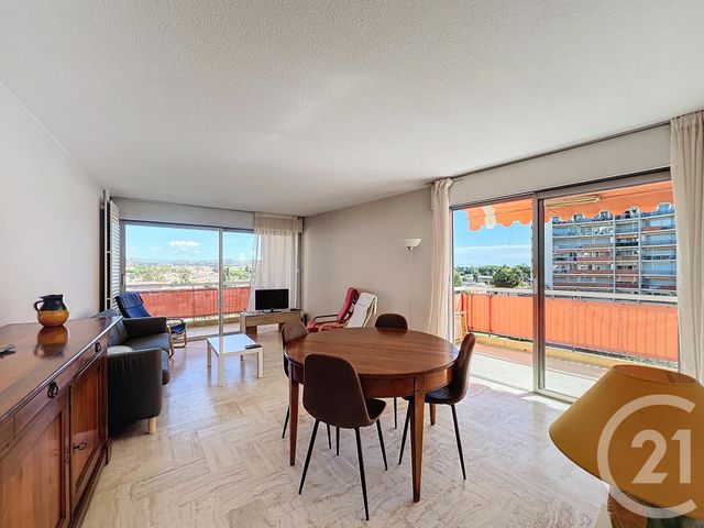 Appartement F3 à louer - 3 pièces - 69,14 m2 - Mandelieu La Napoule - 06 - PROVENCE-ALPES-COTE-D-AZUR