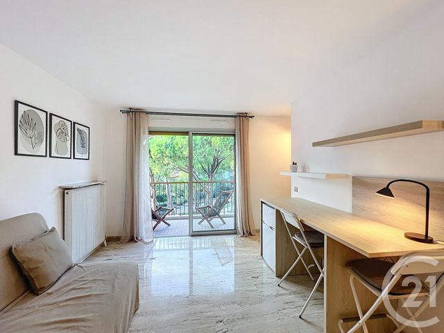 Appartement Studio à louer - 1 pièce - 22,30 m2 - Mandelieu La Napoule - 06 - PROVENCE-ALPES-COTE-D-AZUR