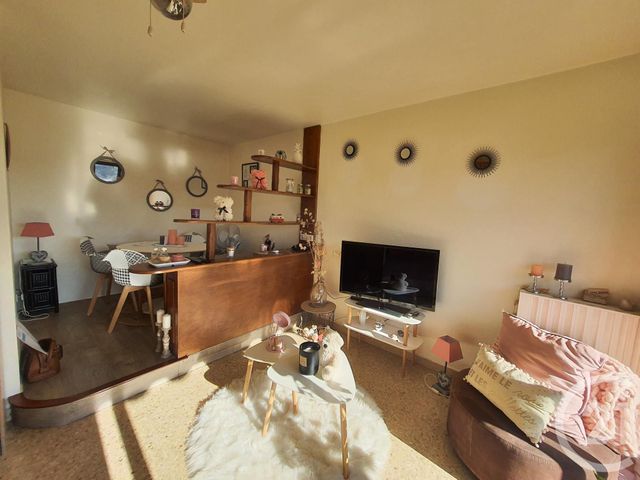 Appartement Studio à louer - 1 pièce - 31,05 m2 - Mandelieu La Napoule - 06 - PROVENCE-ALPES-COTE-D-AZUR