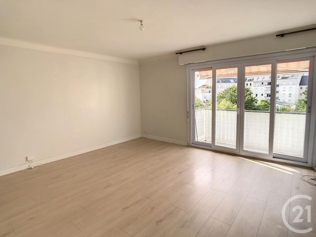 Appartement T3 à louer - 3 pièces - 69,81 m2 - Nantes - 44 - PAYS-DE-LOIRE