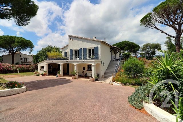 Maison à vendre - 5 pièces - 154 m2 - Puget Sur Argens - 83 - PROVENCE-ALPES-COTE-D-AZUR