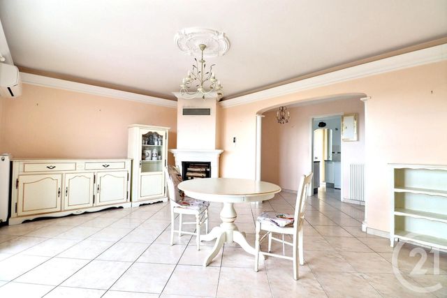 Appartement T3 à vendre - 3 pièces - 73,52 m2 - Frejus - 83 - PROVENCE-ALPES-COTE-D-AZUR