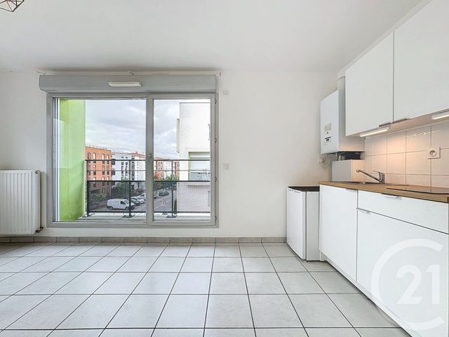 Appartement Studio à vendre - 1 pièce - 25 m2 - Meyzieu - 69 - RHONE-ALPES