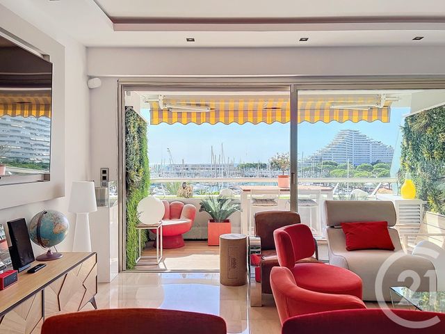 Appartement F2 à vendre - 2 pièces - 44 m2 - Villeneuve Loubet - 06 - PROVENCE-ALPES-COTE-D-AZUR