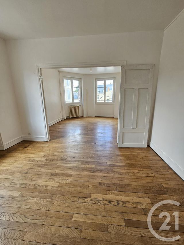Appartement F3 à louer - 3 pièces - 93,04 m2 - Chateauroux - 36 - CENTRE