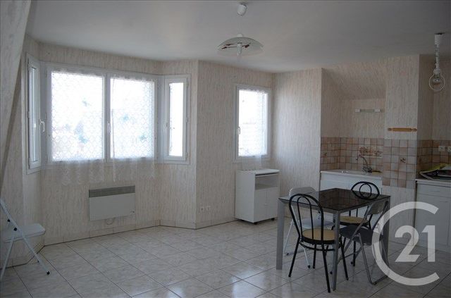 Appartement F1 à louer - 1 pièce - 38,60 m2 - Chateauroux - 36 - CENTRE