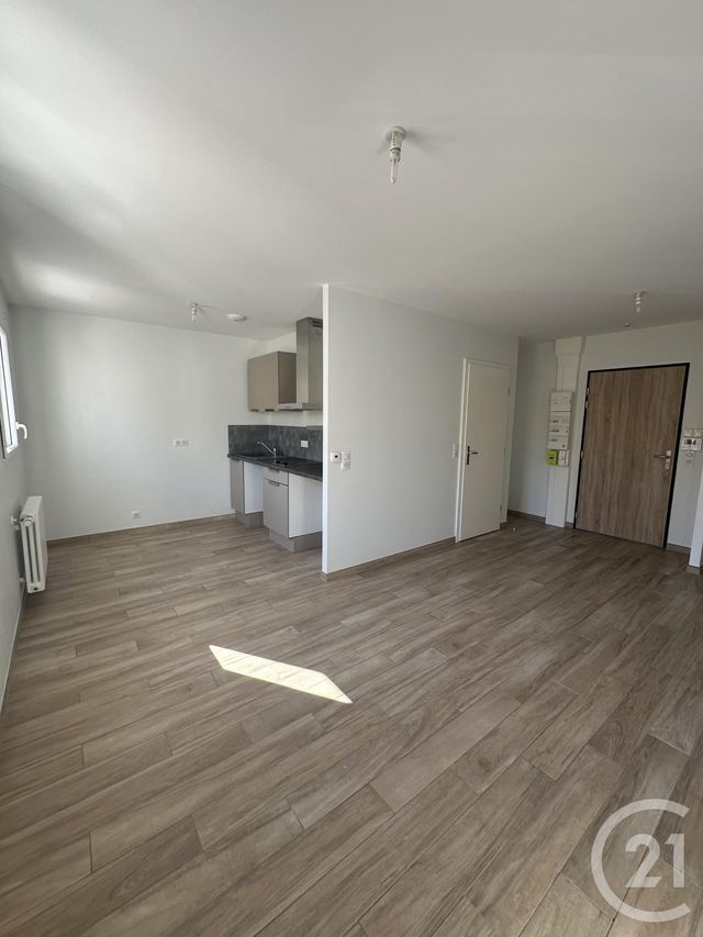 Appartement F1 à louer - 1 pièce - 25 m2 - Chateauroux - 36 - CENTRE