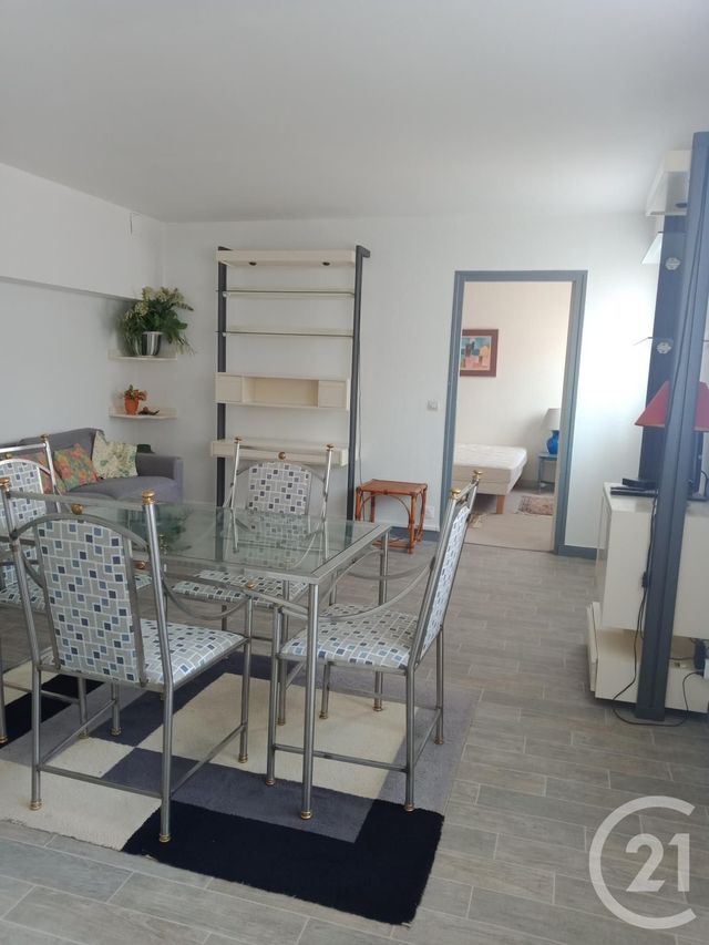 Appartement F2 à louer - 2 pièces - 54,49 m2 - Chateauroux - 36 - CENTRE