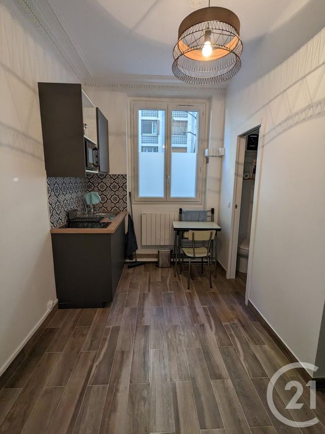 Appartement Studio à louer - 1 pièce - 11,35 m2 - Paris - 75019 - ILE-DE-FRANCE