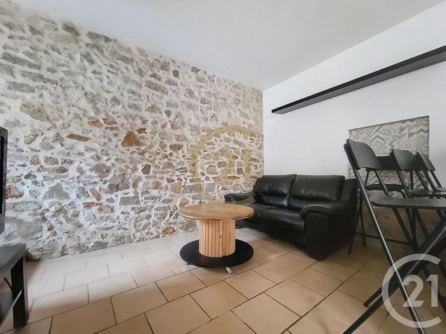 Maison à louer - 2 pièces - 28 m2 - Draguignan - 83 - PROVENCE-ALPES-COTE-D-AZUR