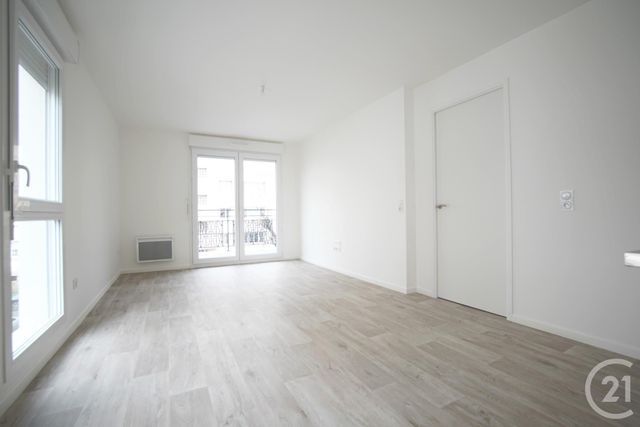 Appartement F3 à louer - 3 pièces - 61,22 m2 - Thiais - 94 - ILE-DE-FRANCE