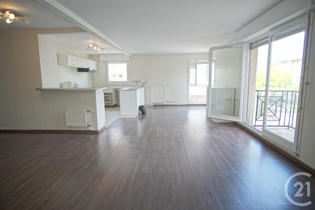 Appartement F3 à louer - 3 pièces - 75 m2 - Creteil - 94 - ILE-DE-FRANCE