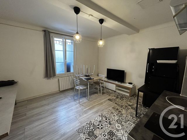 Appartement F2 à vendre - 2 pièces - 34,18 m2 - Toulon - 83 - PROVENCE-ALPES-COTE-D-AZUR