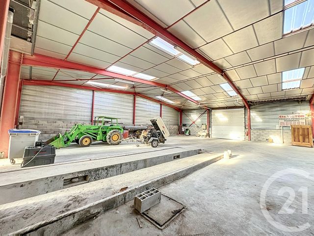 Local commercial à louer - 395.0 m2 - 34 - Herault