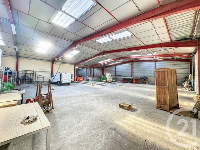 Local commercial à louer - 395.0 m2 - 34 - Herault