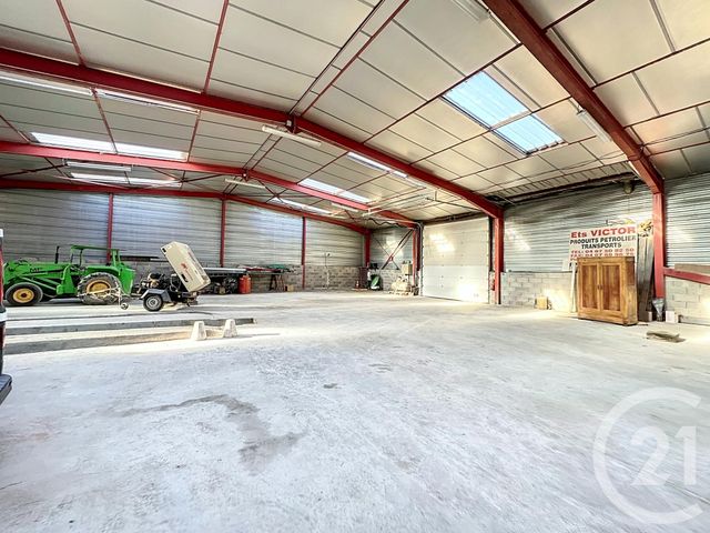 Local commercial à louer - 395.0 m2 - 34 - Herault