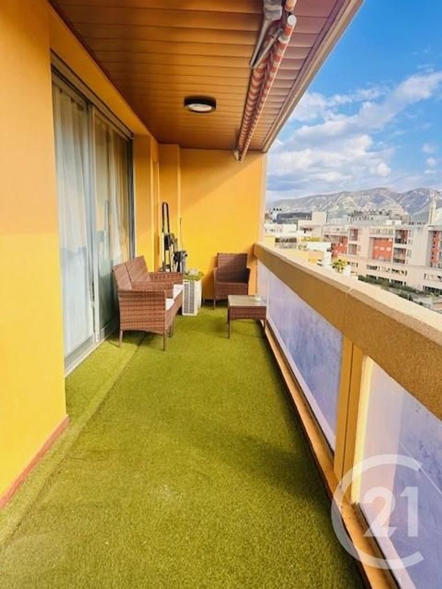 Appartement T4 à vendre - 4 pièces - 91,77 m2 - Marseille - 13008 - PROVENCE-ALPES-COTE-D-AZUR