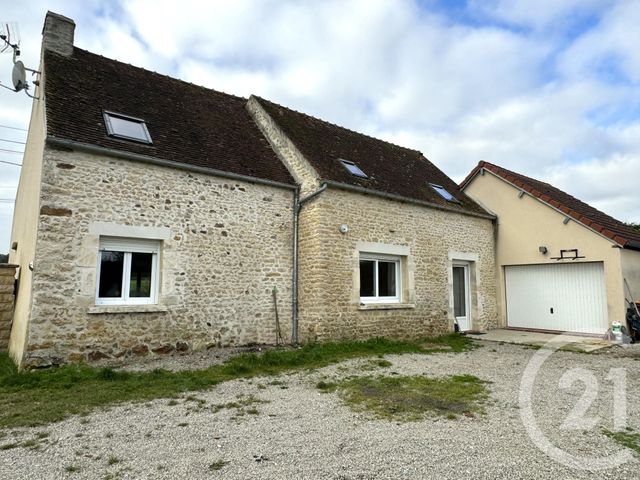 Maison à vendre - 5 pièces - 134,35 m2 - Montmerrei - 61 - BASSE-NORMANDIE