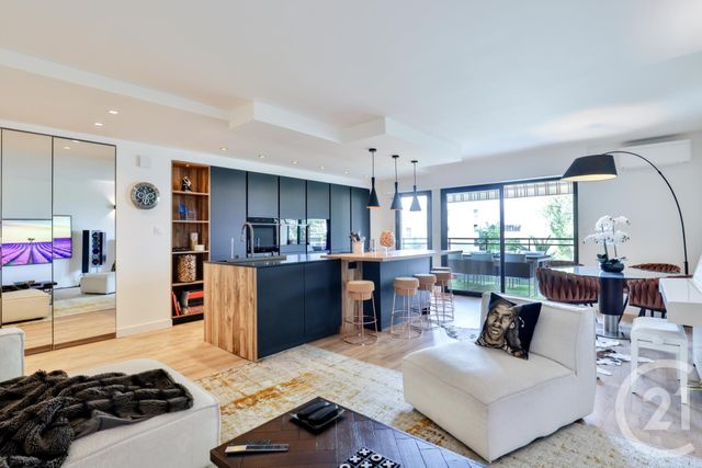 Appartement F3 à vendre - 3 pièces - 83 m2 - Nice - 06 - PROVENCE-ALPES-COTE-D-AZUR