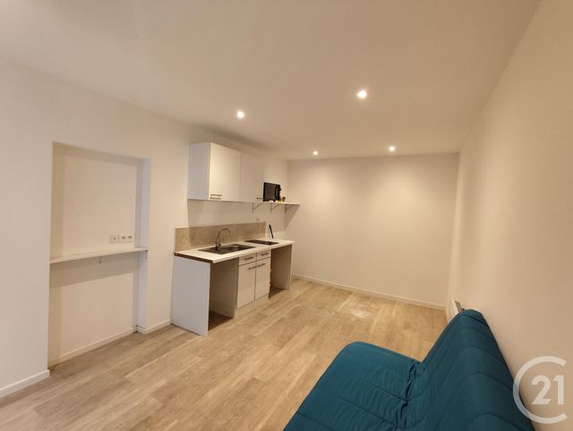 Appartement Studio à louer - 1 pièce - 21,50 m2 - Nimes - 30 - LANGUEDOC-ROUSSILLON