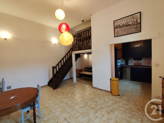 Appartement F2 bis à louer - 2 pièces - 53,73 m2 - Nimes - 30 - LANGUEDOC-ROUSSILLON