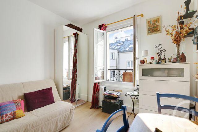 Appartement F1 à vendre - 1 pièce - 19 m2 - Paris - 75018 - ILE-DE-FRANCE