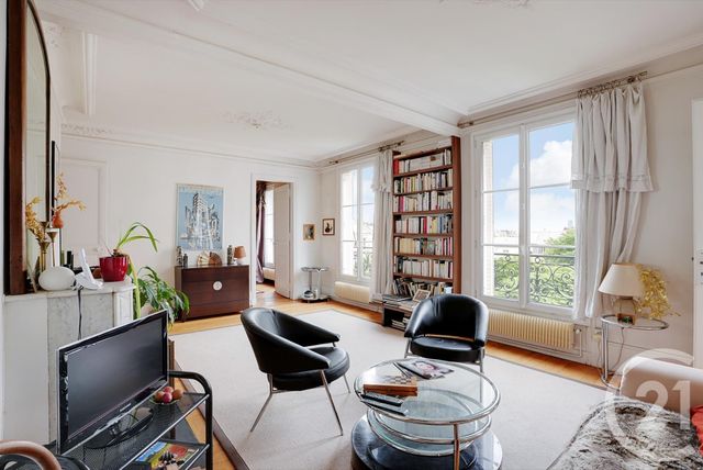 Appartement F5 à vendre - 5 pièces - 117 m2 - Paris - 75018 - ILE-DE-FRANCE